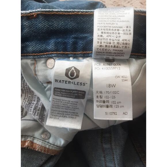 Levi’s Premium 501 ’90s Denim Cutoff Shorts Size 18W Distressed - Picture 6 of 6